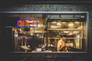 AI店铺起名案例：10个好听的「饺子铺名字」